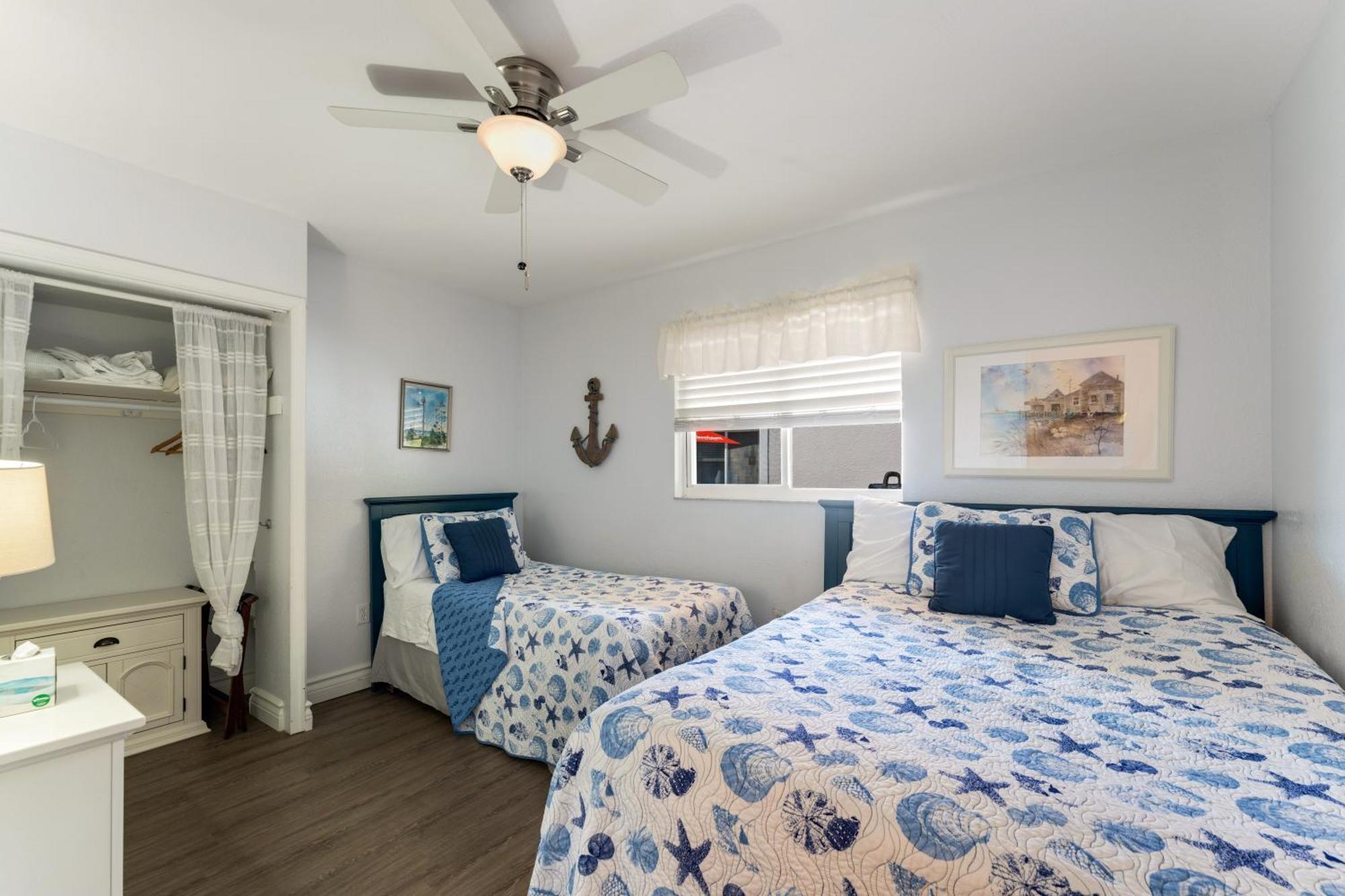 An Island Getaway At Palm Tree Villas โฮล์มส์ บีช ภายนอก รูปภาพ
